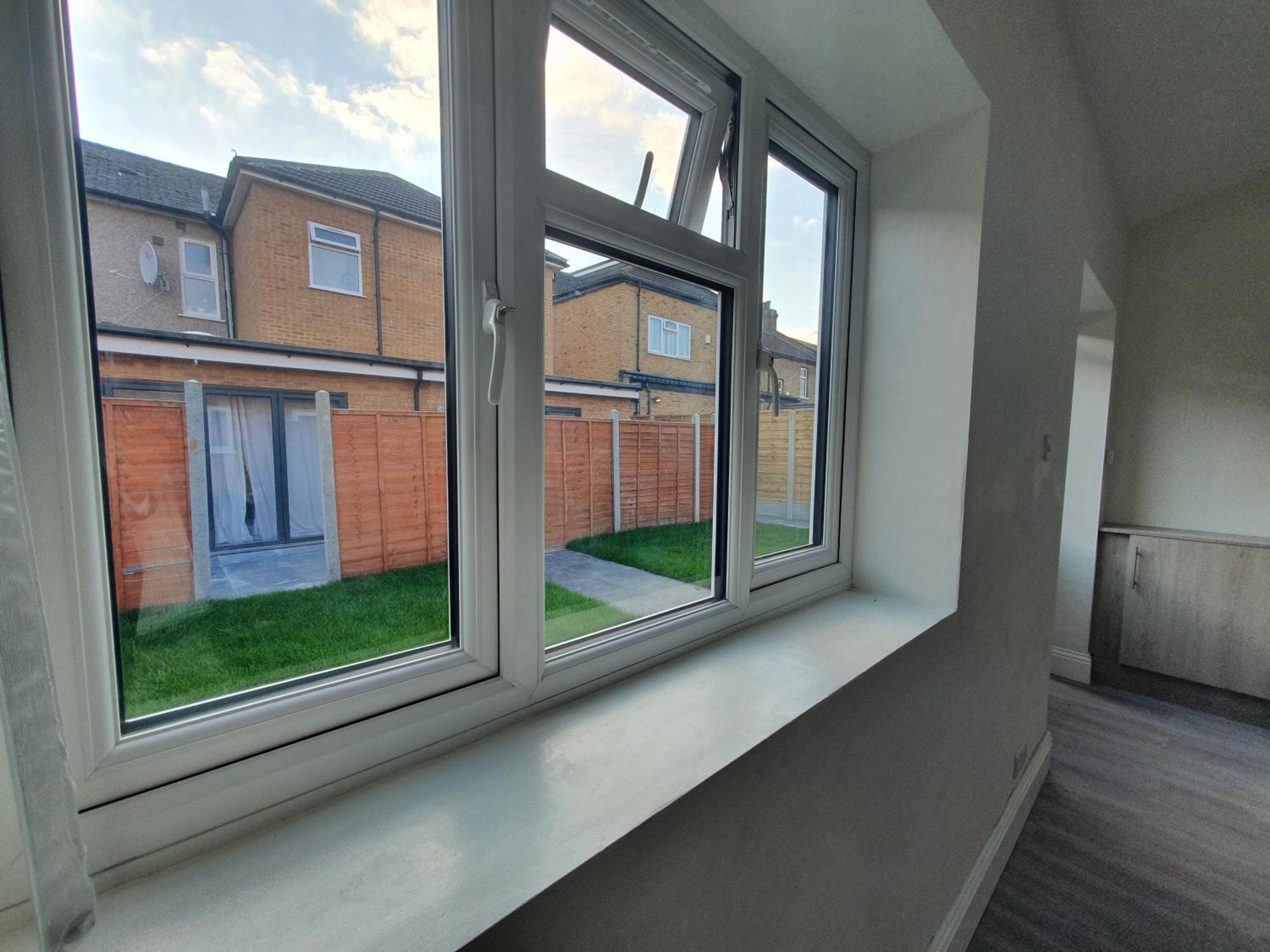 Ilford Towncentre Large Studio Экстерьер фото